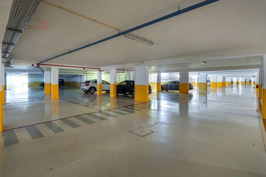 Apartamento T1 para Venda em Quarteira Foto 14