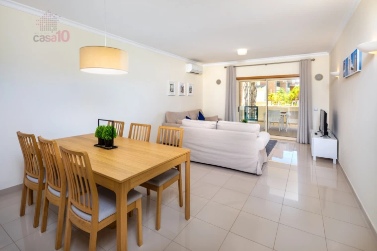 Apartamento T1 para Venda em Quarteira Foto 6