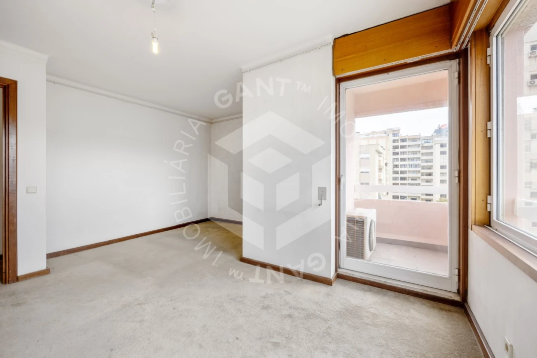 Apartamento T2 para Venda em Algés, Linda-A-Velha e Cruz Quebrada-Dafundo Foto 7