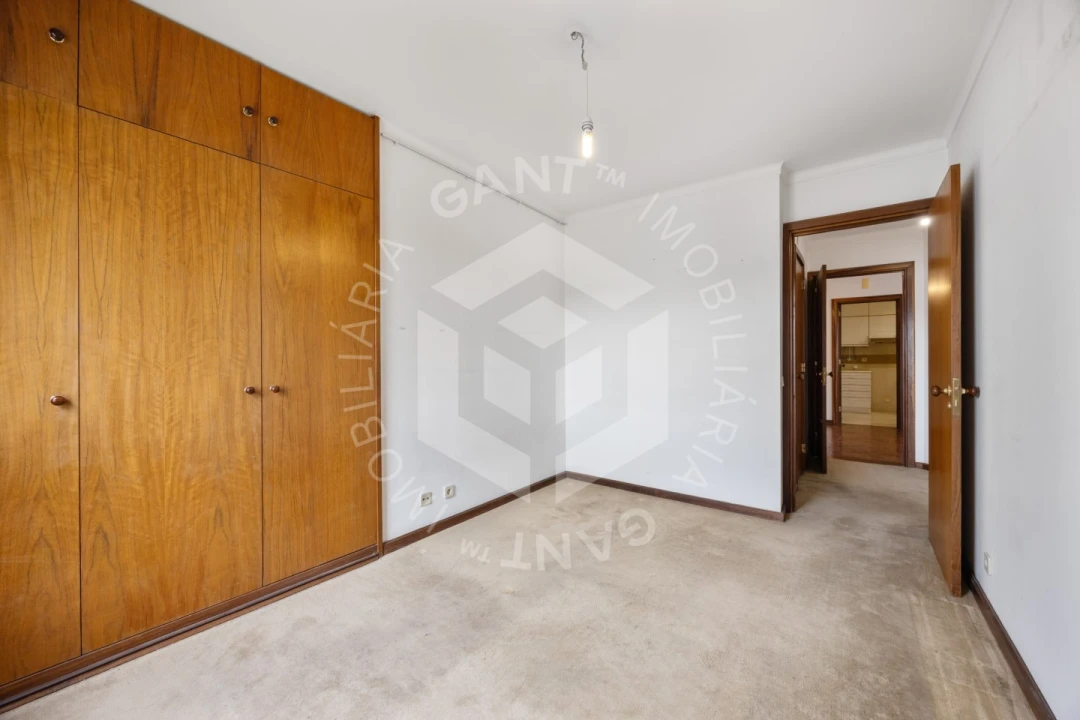 Apartamento T2 para Venda em Algés, Linda-A-Velha e Cruz Quebrada-Dafundo Foto 14