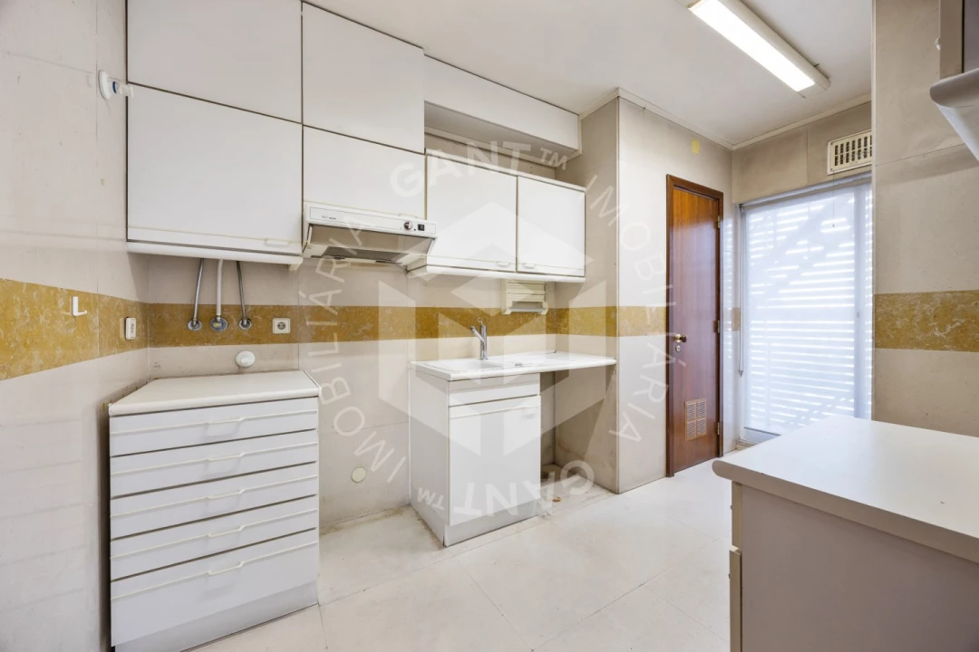 Apartamento T2 para Venda em Algés, Linda-A-Velha e Cruz Quebrada-Dafundo Foto 15