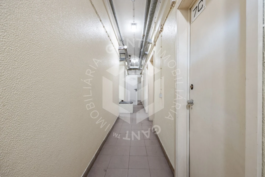 Apartamento T2 para Venda em Algés, Linda-A-Velha e Cruz Quebrada-Dafundo Foto 20