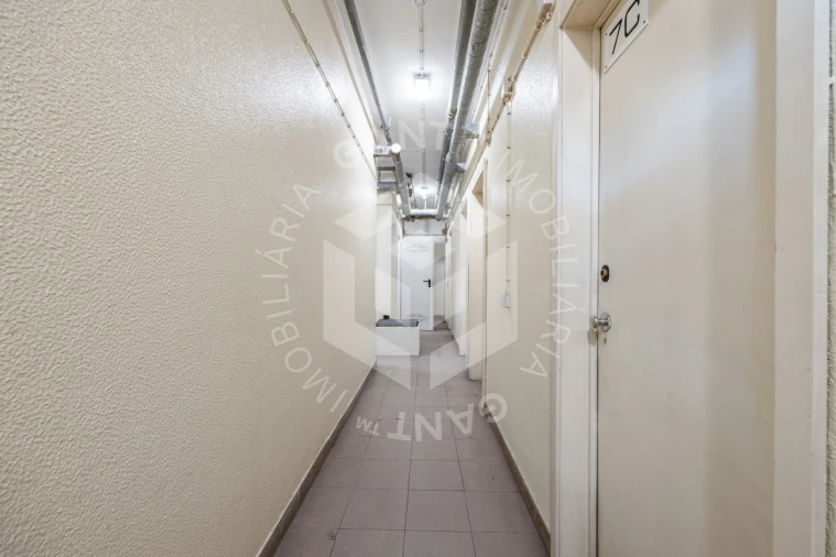 Apartamento T2 para Venda em Algés, Linda-A-Velha e Cruz Quebrada-Dafundo Foto 20