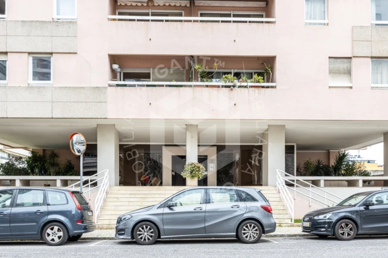 Apartamento T2 para Venda em Algés, Linda-A-Velha e Cruz Quebrada-Dafundo Foto 26