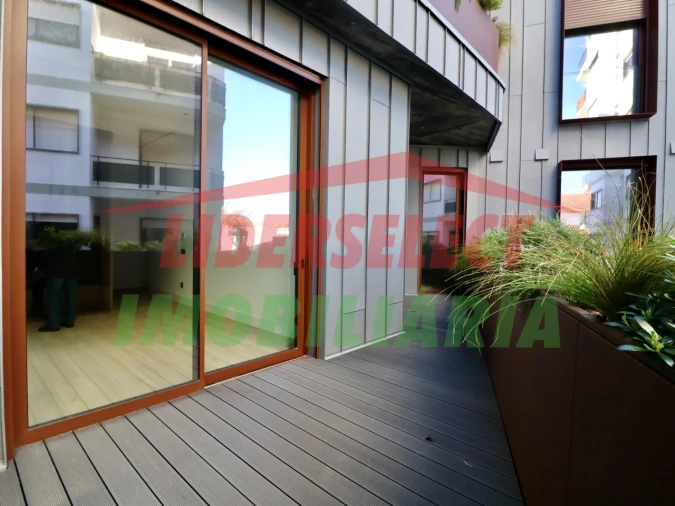 Apartamento T2 para Venda em Lourinhã e Atalaia Foto 26