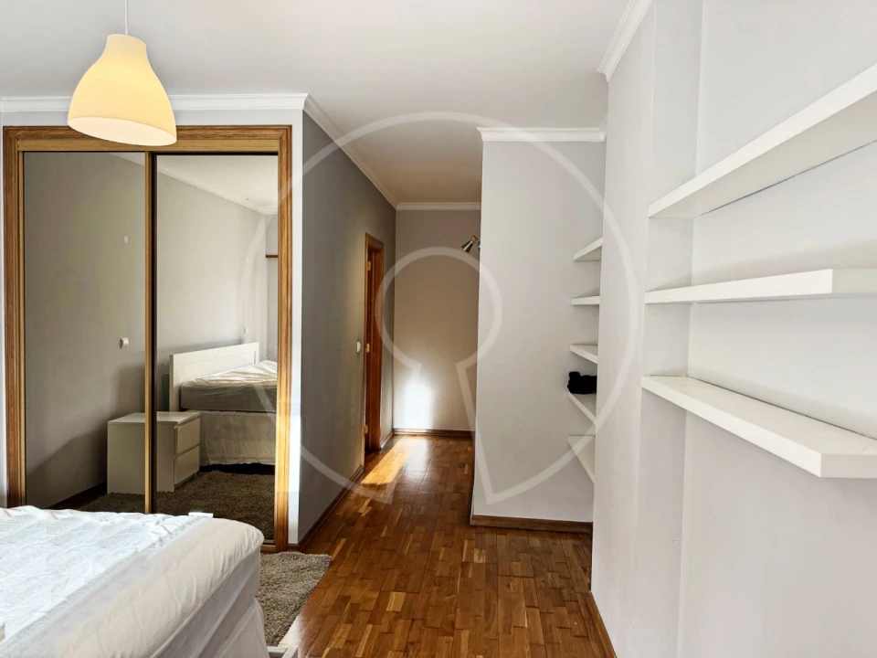 Apartamento T2 para Arrendamento em Oeiras e São Julião da Barra, Paço de Arcos e Caxias Foto 17