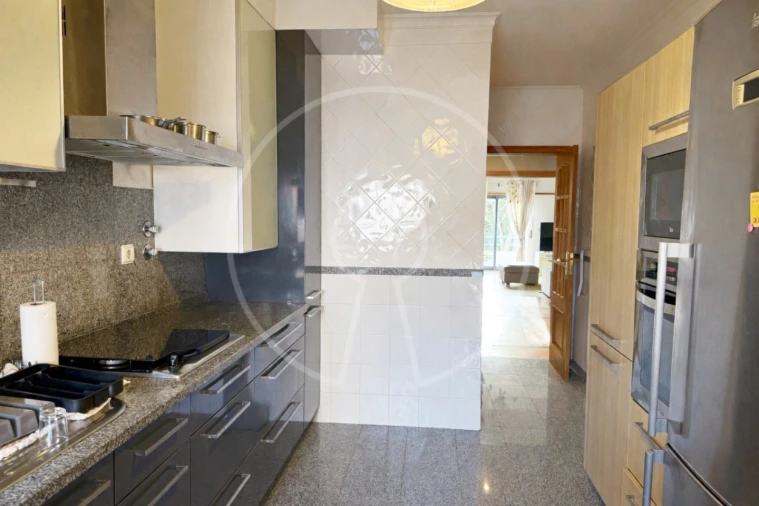 Apartamento T2 para Arrendamento em Oeiras e São Julião da Barra, Paço de Arcos e Caxias Foto 12