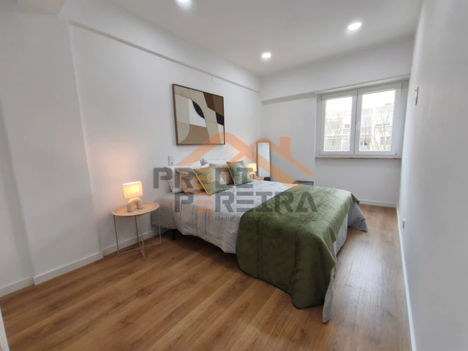 Apartamento T3 para Venda em Benfica Foto 16