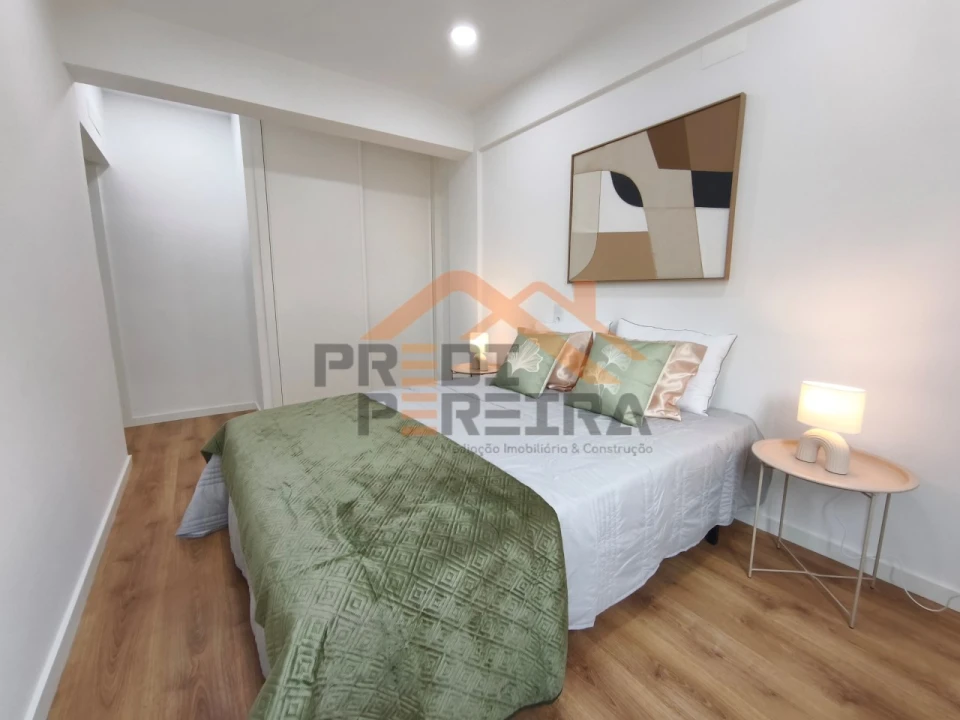 Apartamento T3 para Venda em Benfica Foto 17