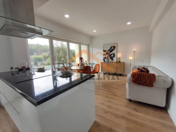 Apartamento T3 para Venda em Benfica