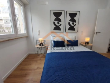Apartamento T3 para Venda em Benfica