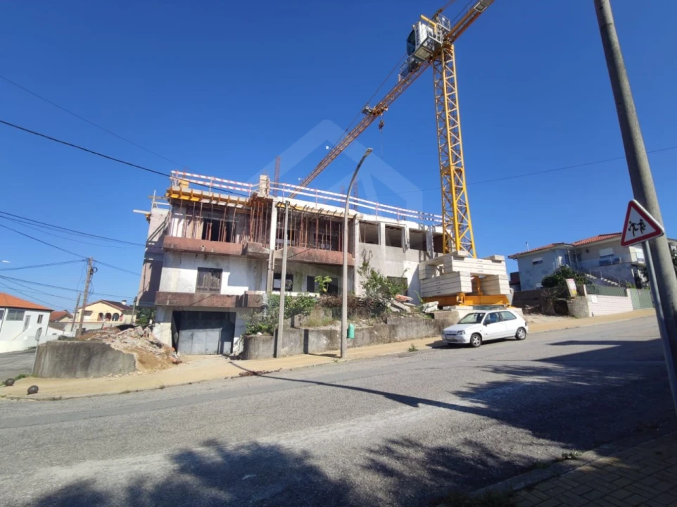 Apartamento T3 para Venda em Nogueira do Cravo e Pindelo Foto 14