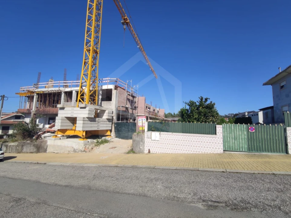 Apartamento T2 para Venda em Nogueira do Cravo e Pindelo Foto 9