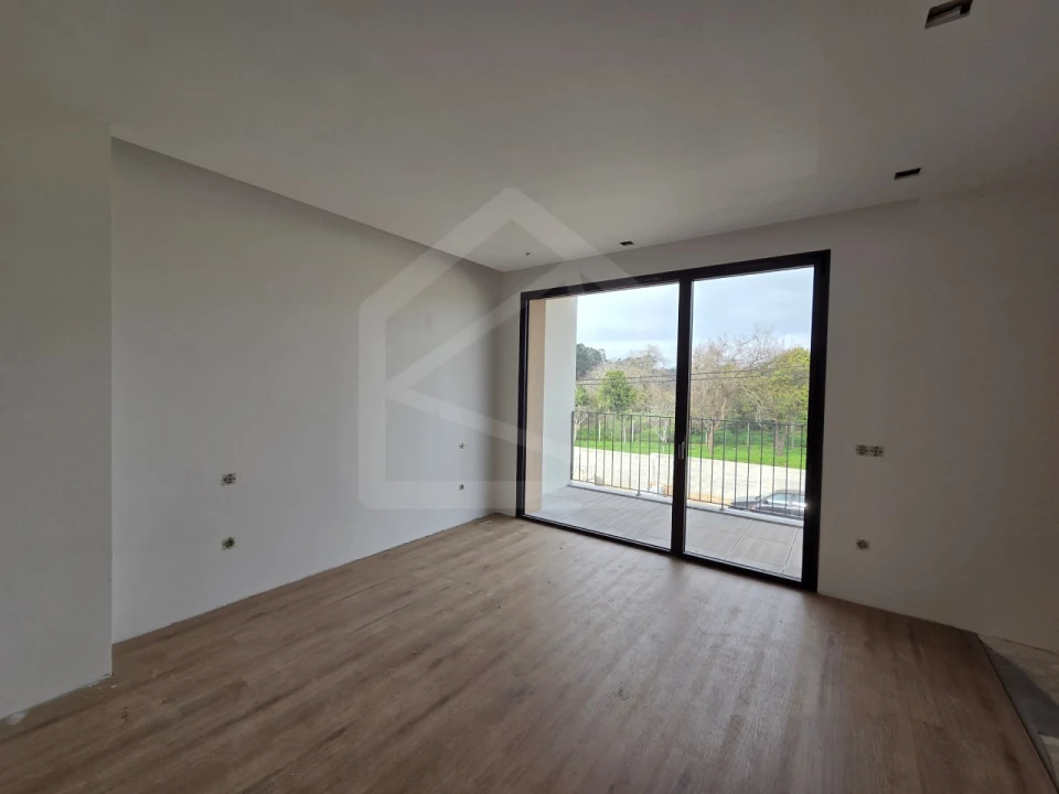 Moradia T3 para Venda em Loureiro Foto 1