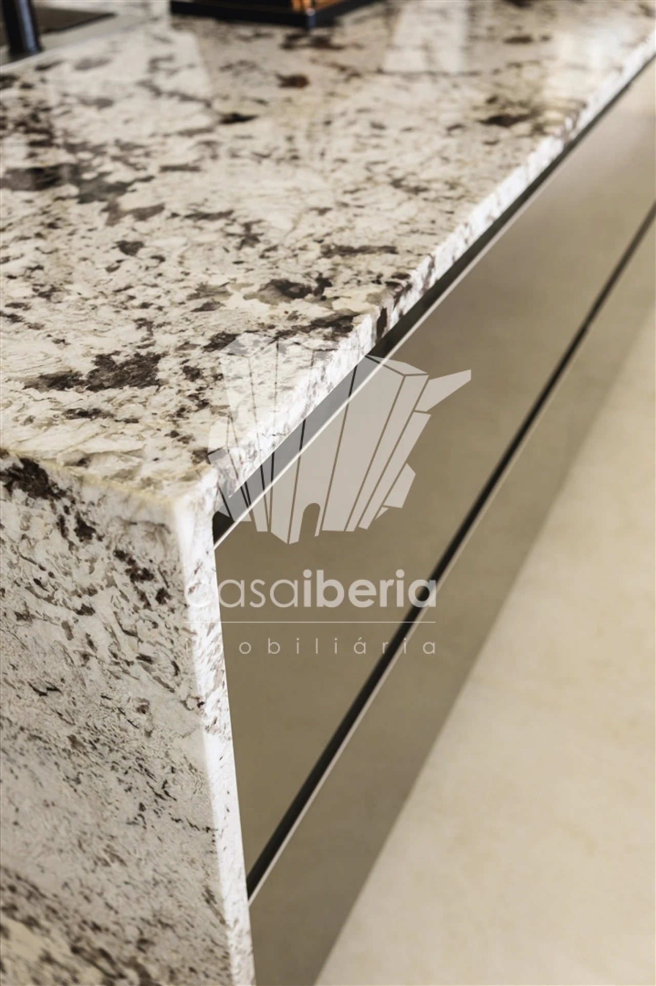 Moradia T4 para Venda em Odiaxere Foto 56