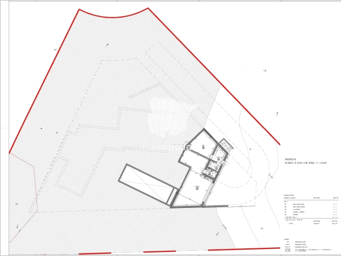 Moradia T4 para Venda em Odiaxere Foto 64