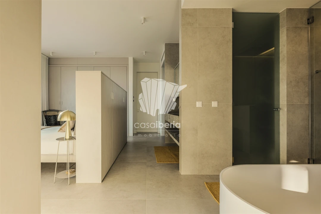 Moradia T4 para Venda em Odiaxere Foto 39