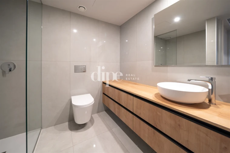 Apartamento T1 para Venda em Urgezes Foto 10