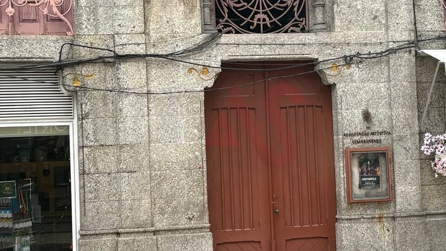 Loja para Arrendamento em Oliveira, São Paio e São Sebastião