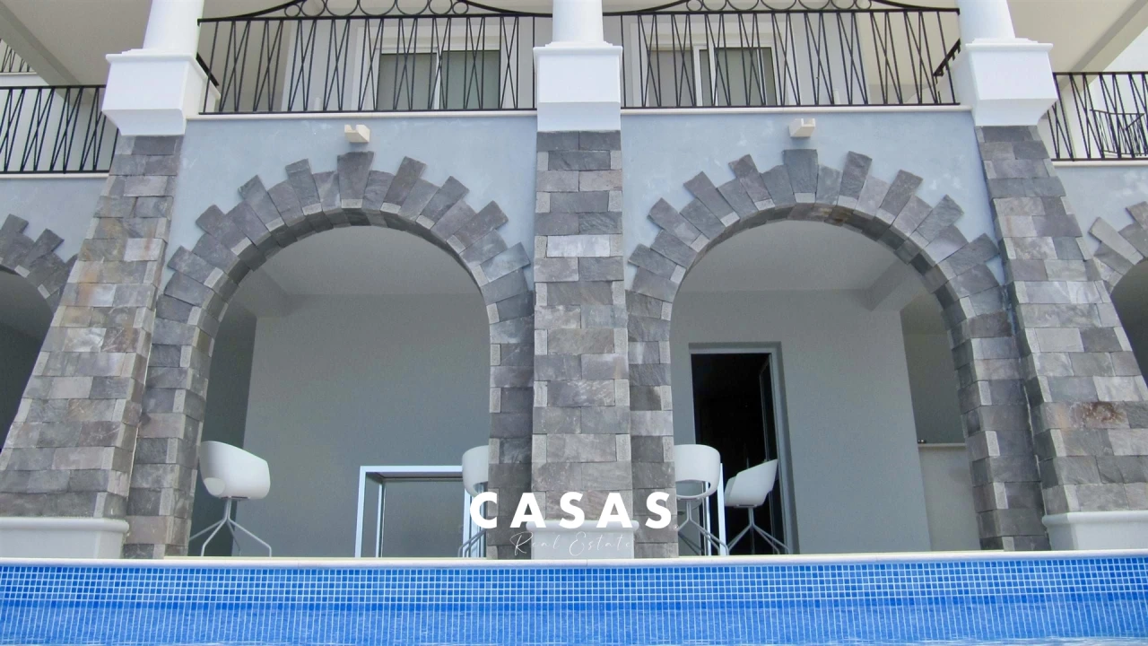 Moradia T4 para Venda em São Gonçalo Foto 2