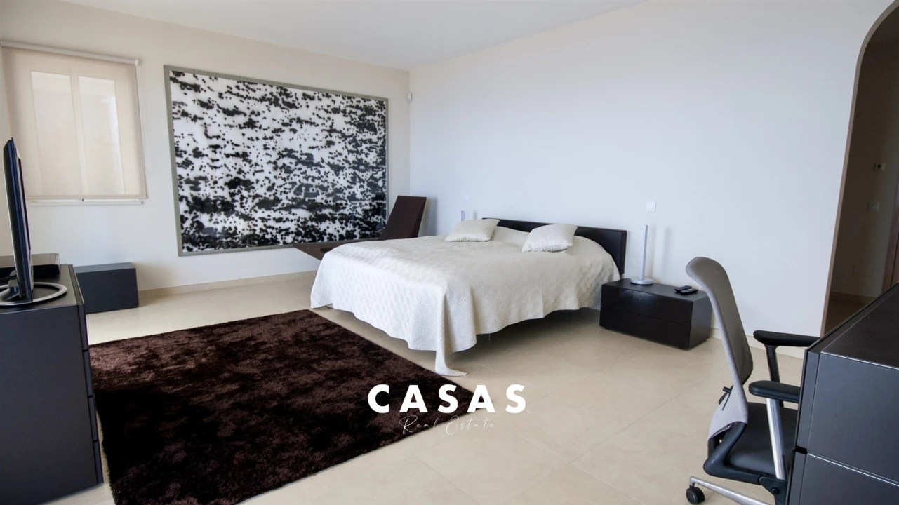 Moradia T4 para Venda em São Gonçalo Foto 10