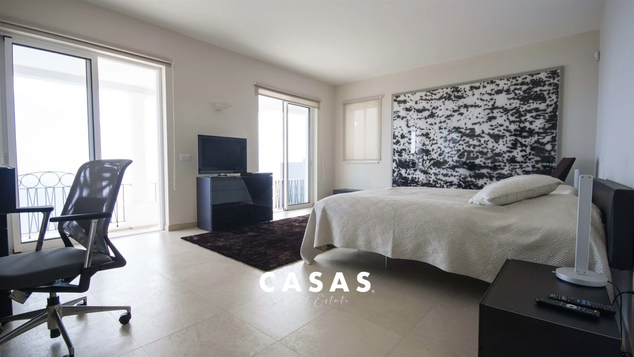 Moradia T4 para Venda em São Gonçalo Foto 9