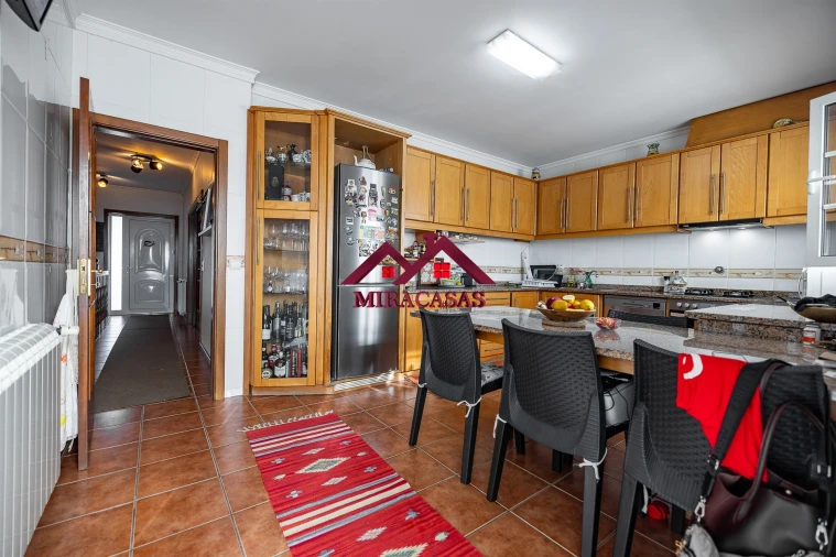 Moradia T3 para Venda em Branca Foto 16