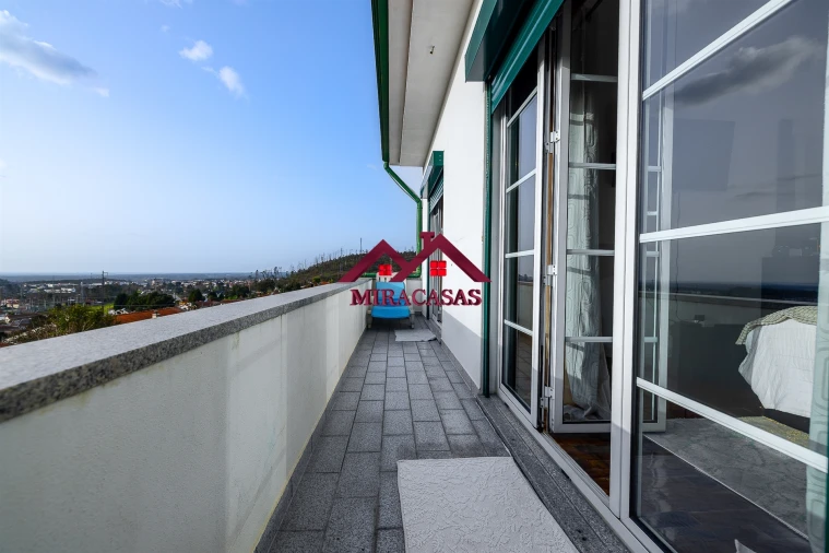 Moradia T3 para Venda em Branca Foto 24