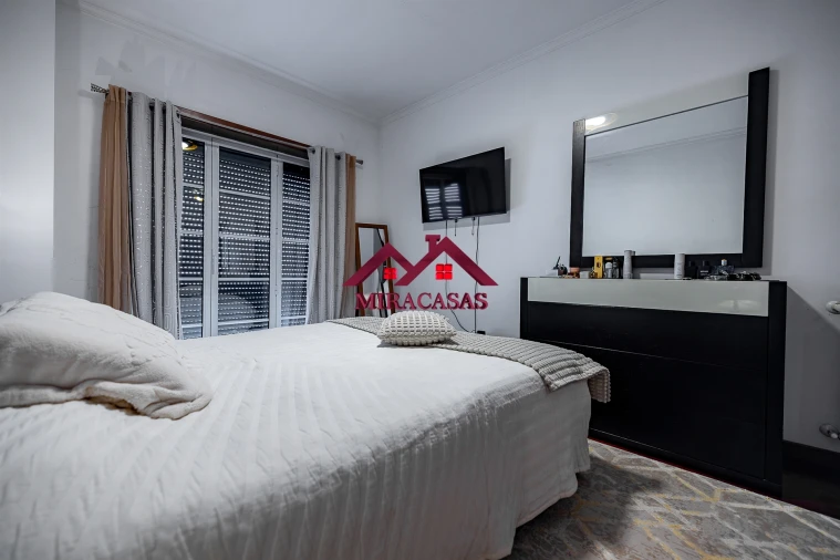 Moradia T3 para Venda em Branca Foto 23