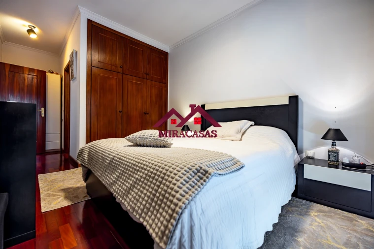 Moradia T3 para Venda em Branca Foto 26