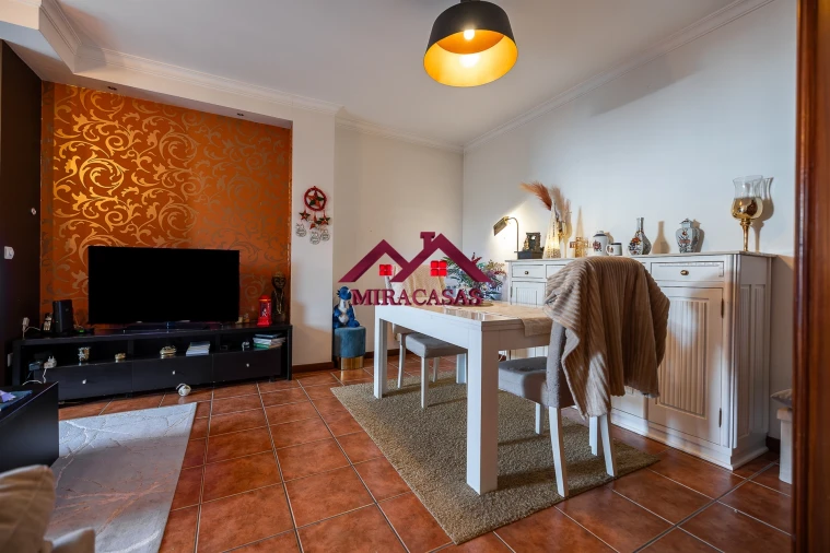 Moradia T3 para Venda em Branca Foto 7