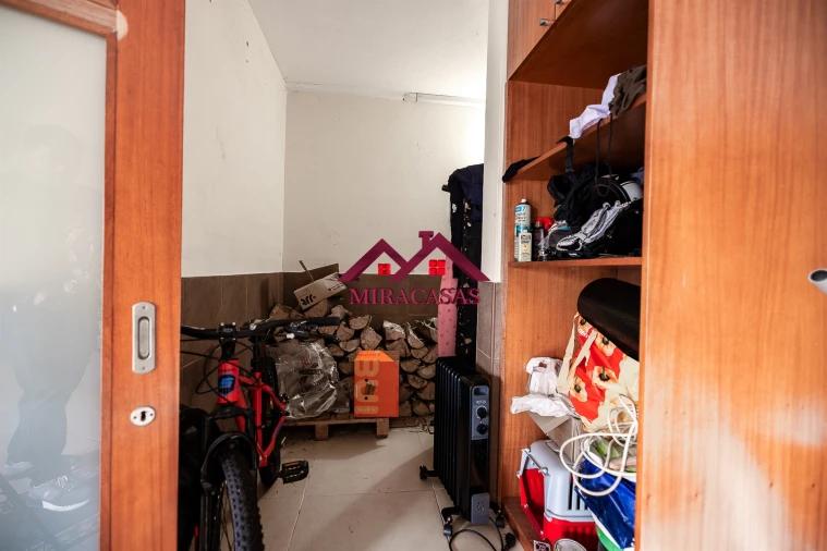 Moradia T3 para Venda em Branca Foto 49