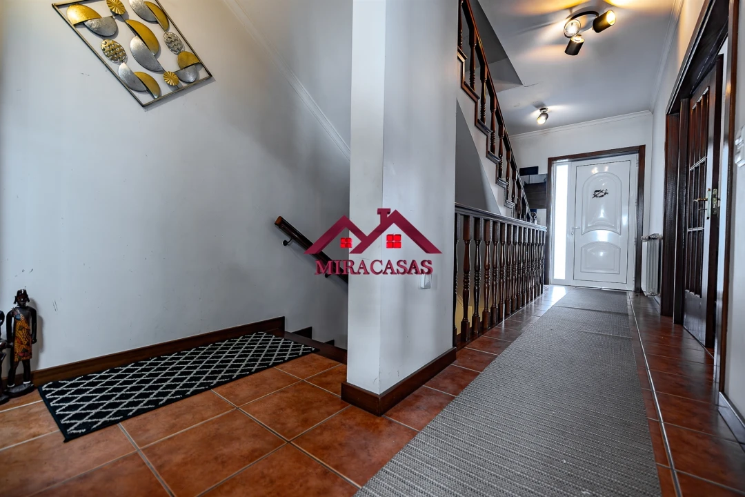 Moradia T3 para Venda em Branca Foto 10