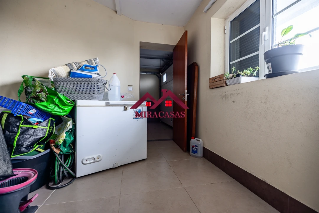 Moradia T3 para Venda em Branca Foto 47