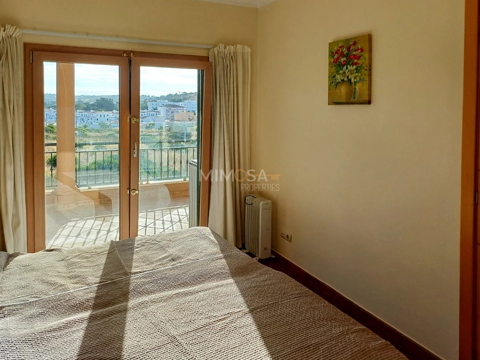 Apartamento T2 para Venda em Budens Foto 12