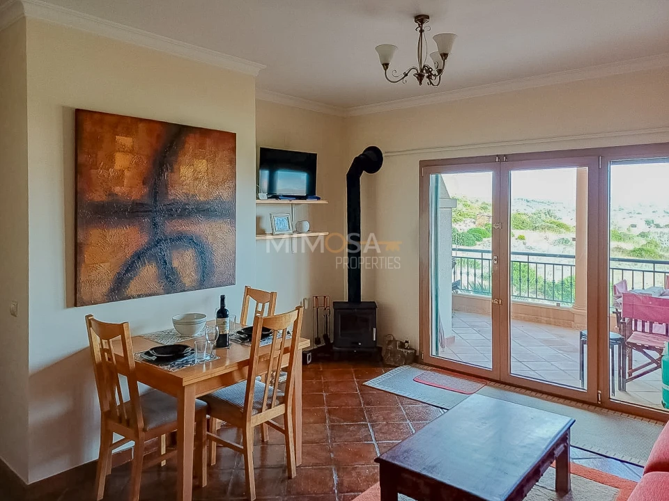 Apartamento T2 para Venda em Budens Foto 9