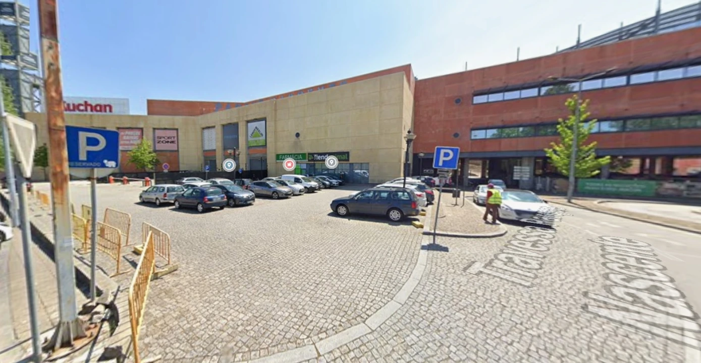 Moradia T2 para Venda em Campanhã Foto 1