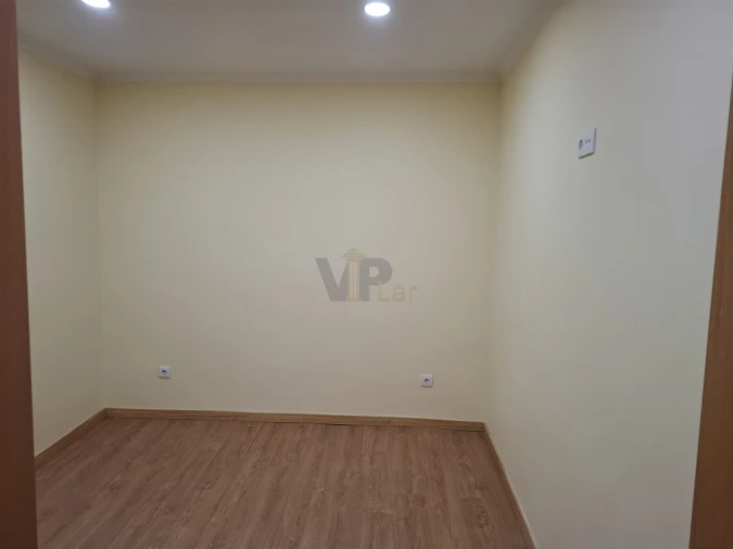 Moradia T5 para Venda em Campanhã Foto 28