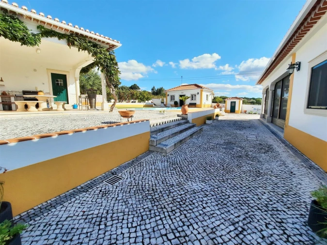 Moradia T3 para Venda em São Pedro de Tomar Foto 97