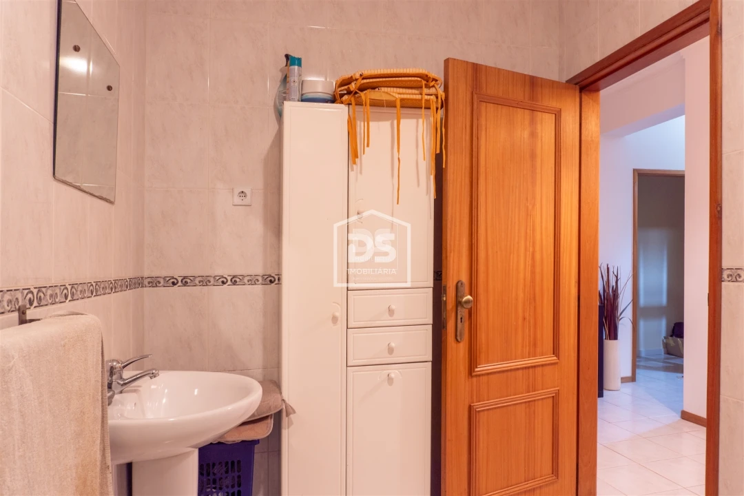 Apartamento T3 para Venda em Leiria, Pousos, Barreira e Cortes Foto 7