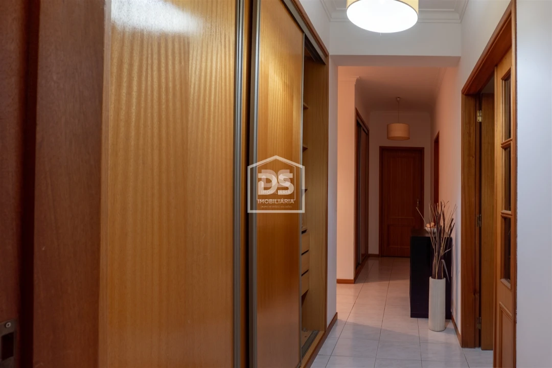 Apartamento T3 para Venda em Leiria, Pousos, Barreira e Cortes Foto 9