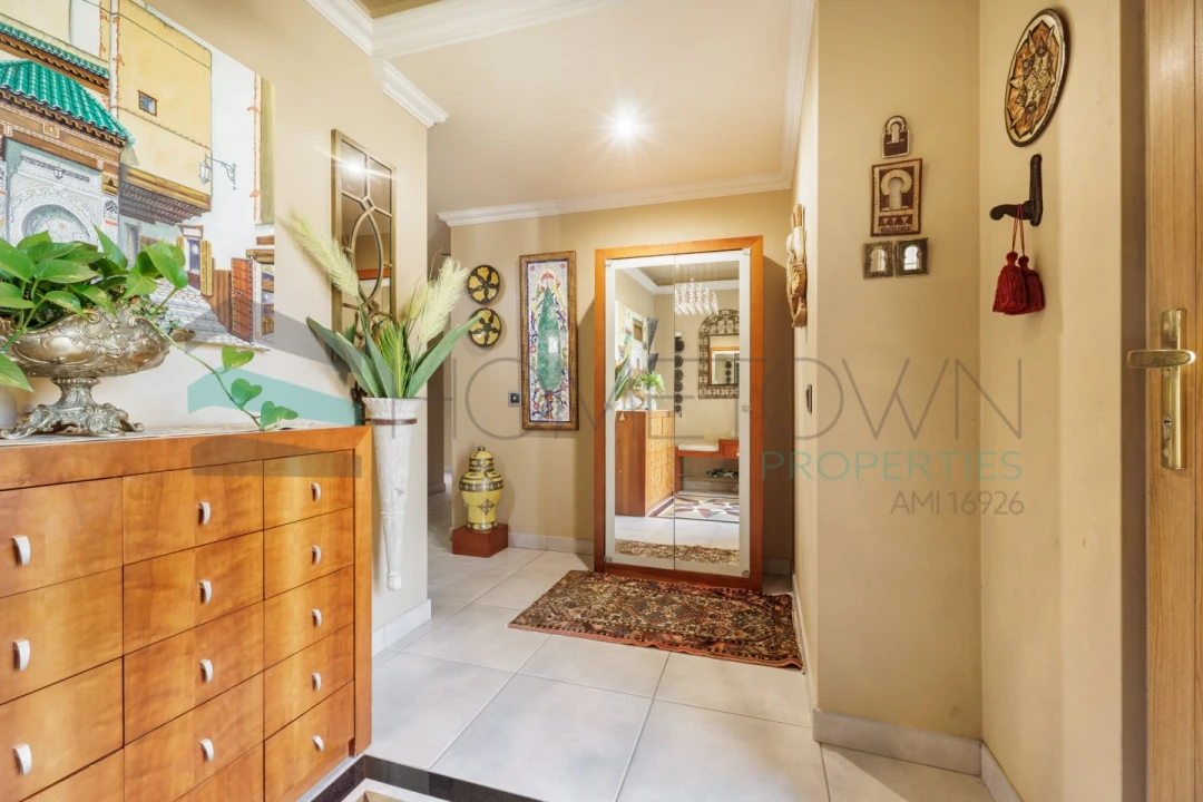 Moradia T5 para Venda em Almancil Foto 2