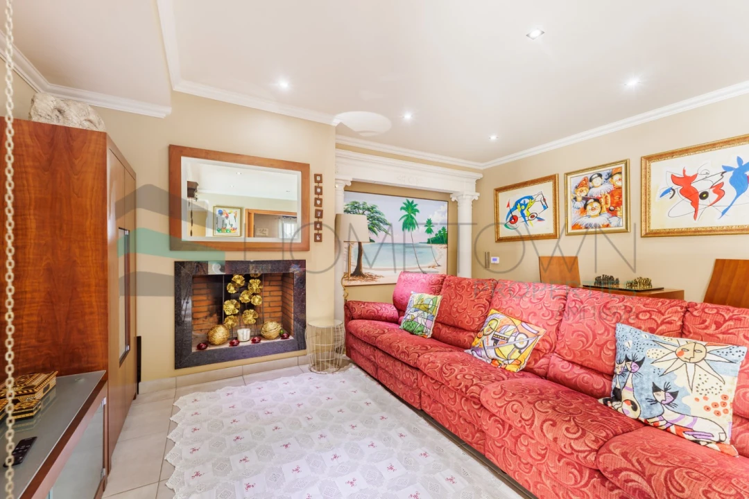 Moradia T5 para Venda em Almancil Foto 3