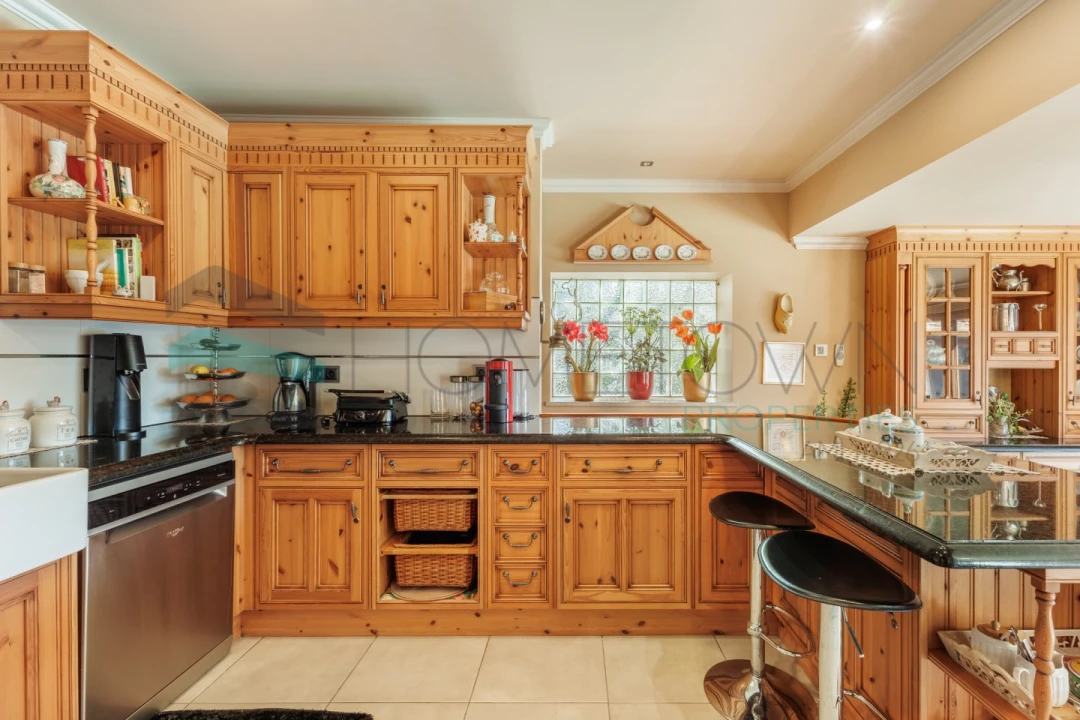 Moradia T5 para Venda em Almancil Foto 15