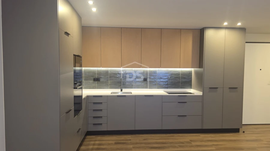 Apartamento T2 para Venda em Lamego (Almacave e Sé) Foto 6