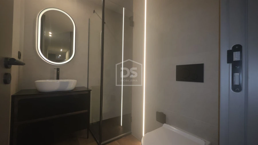 Apartamento T2 para Venda em Lamego (Almacave e Sé) Foto 3