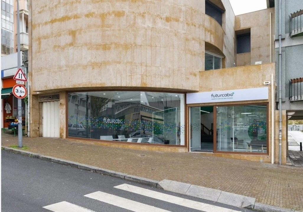 Loja para Venda em Lordelo do Ouro e Massarelos Foto 2