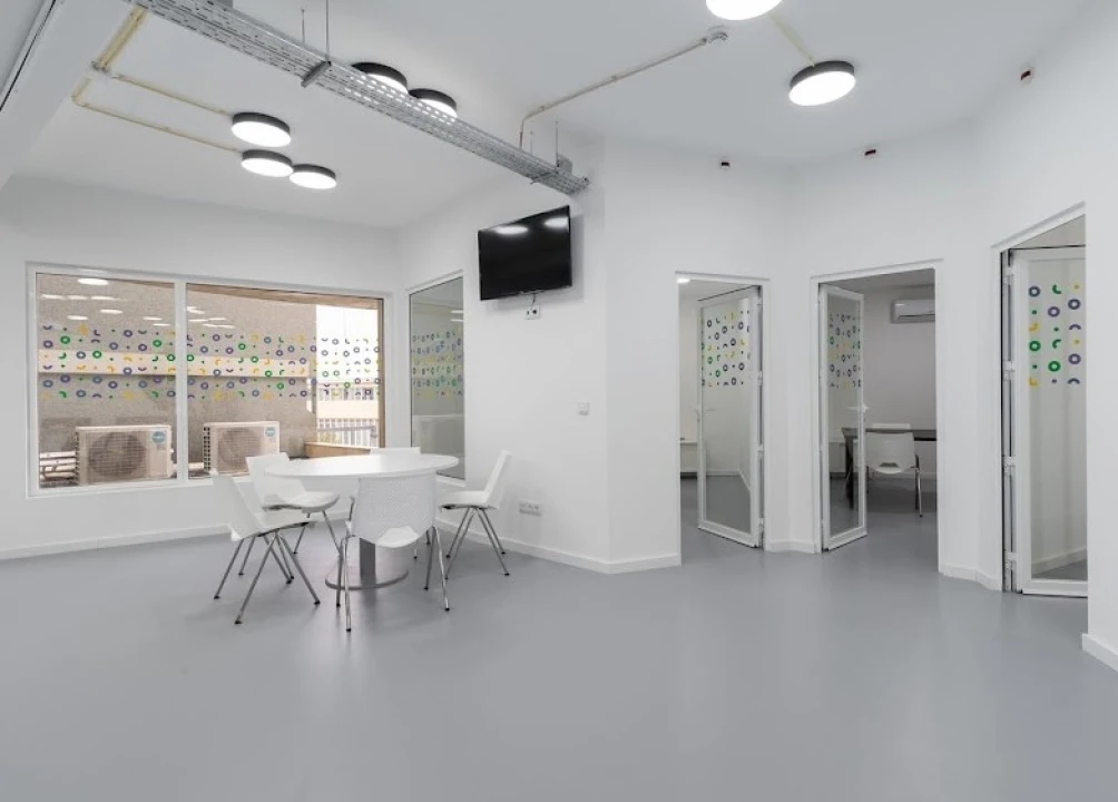 Loja para Venda em Lordelo do Ouro e Massarelos Foto 11