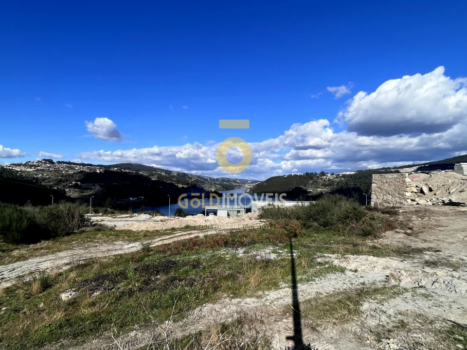 Terreno para Venda em Alpendorada, Várzea e Torrão Foto 6