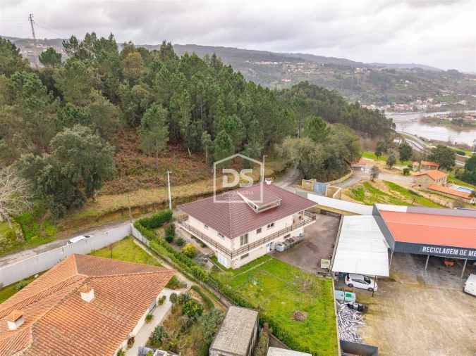 Moradia T3 para Venda em São Martinho de Sardoura Foto 5